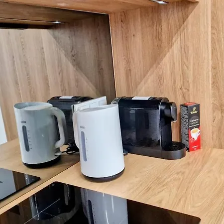 Luxury In 15 Tobaco Park&atlas Arena * ウッチ