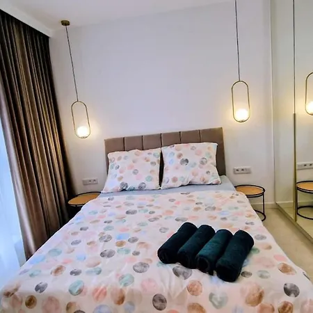 Luxury In 15 Tobaco Park&atlas Arena * Lodž