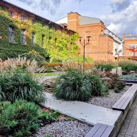 Luxury In 15 Tobaco Park&atlas Arena