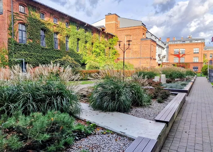 Luxury In 15 Tobaco Park&atlas Arena