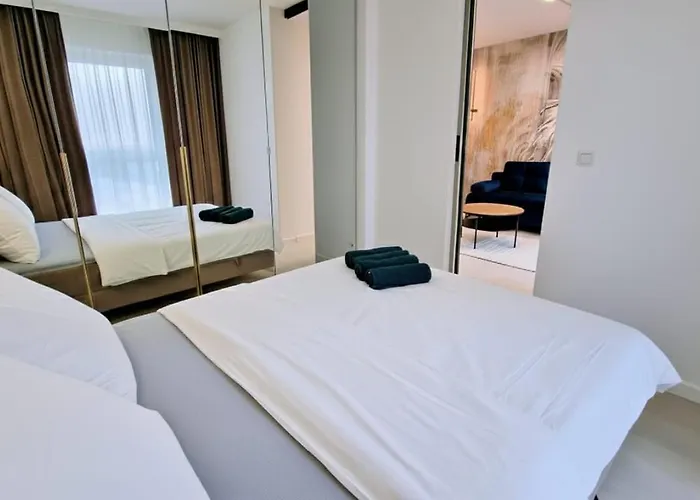 Апартаменти Luxury In 15 Tobaco Park&atlas Arena